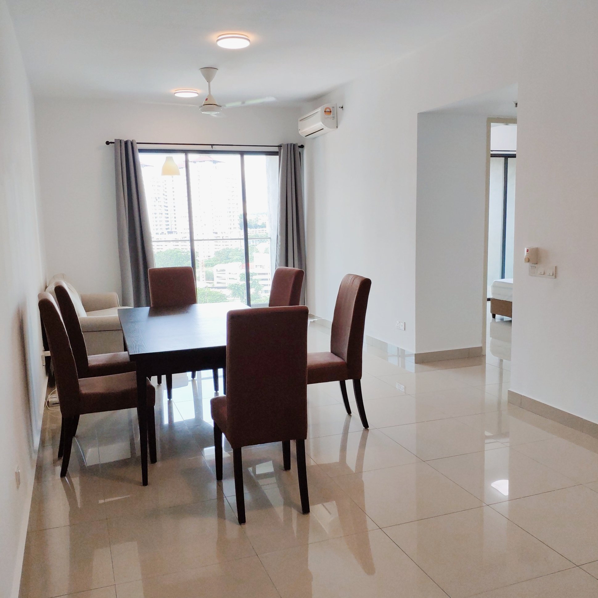 Master room for rent at Univ 360, Serdang Jaya, Seri Kembangan