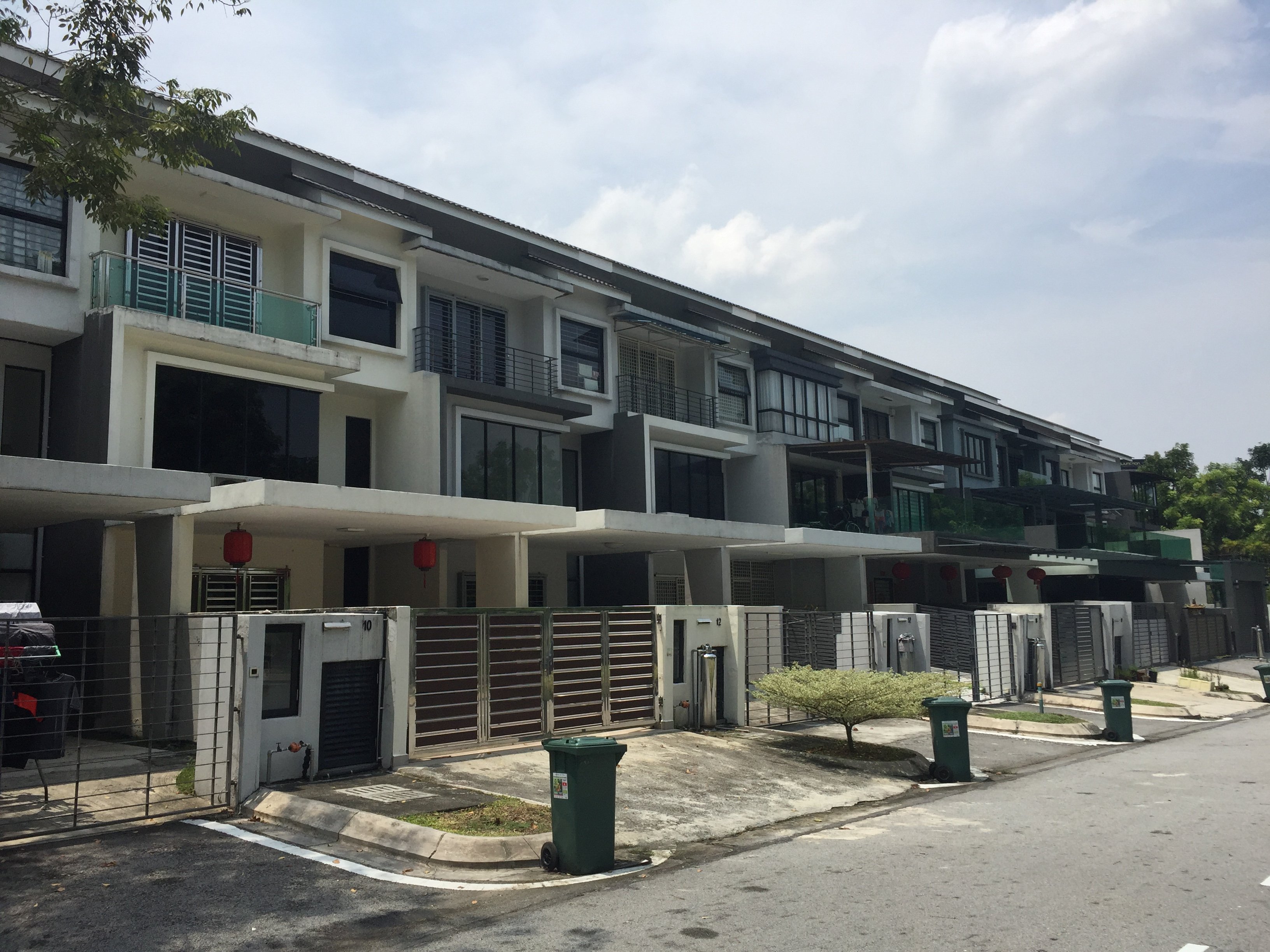 Medium Room For Rent At 18 Sungai Besi Kuala Lumpur